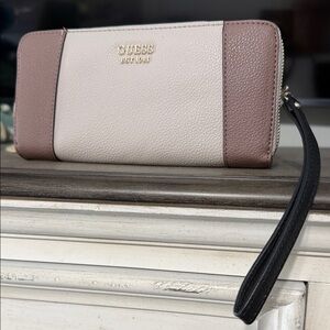 Guess wallet